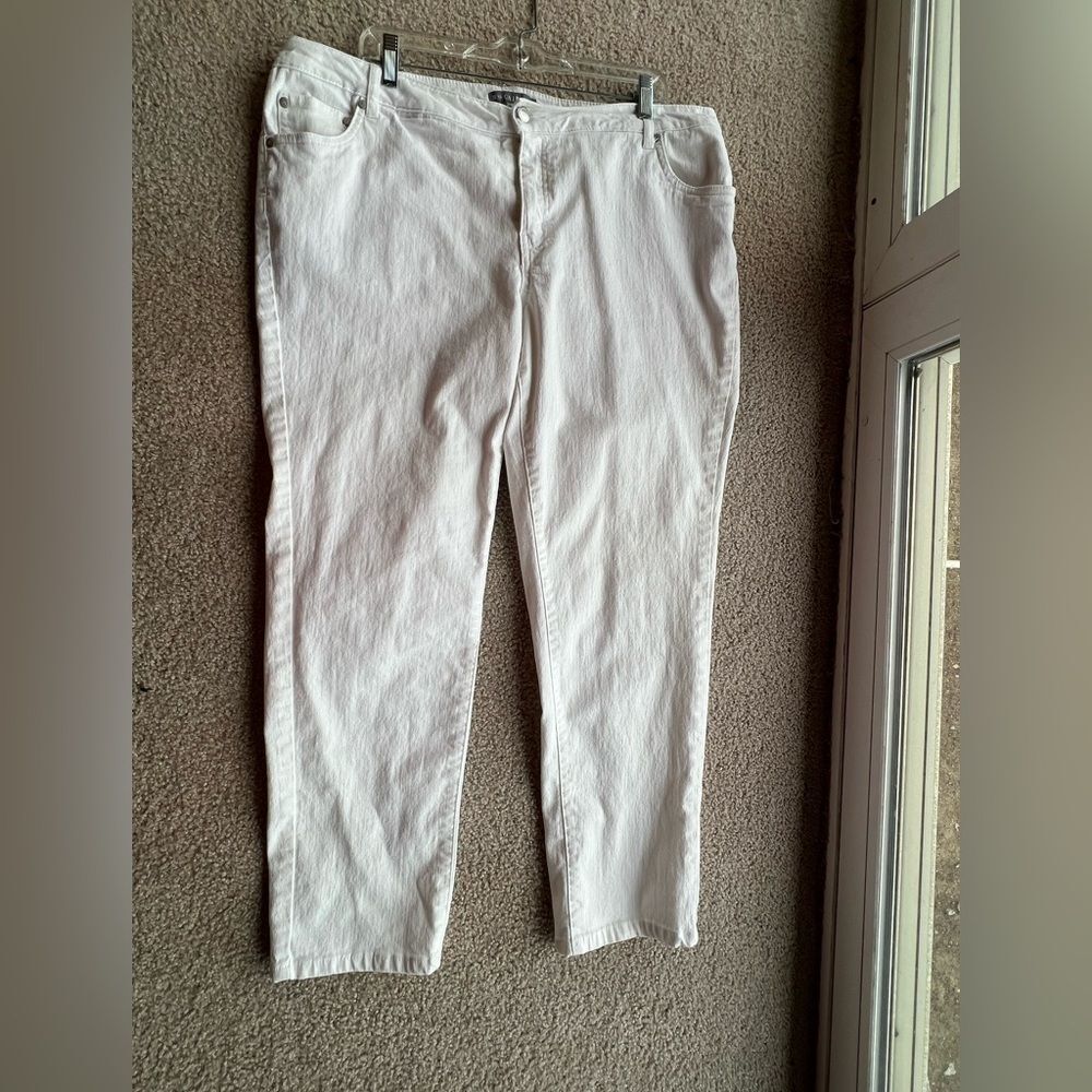 Jessica London Women’s 18W White Straight Leg Jeans NWOT